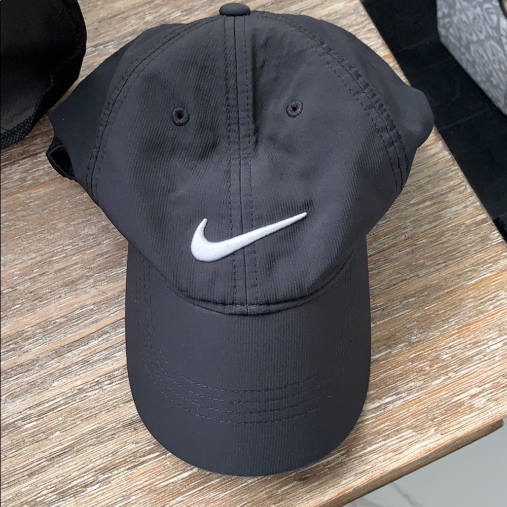 Nike Black Cap Legacy91